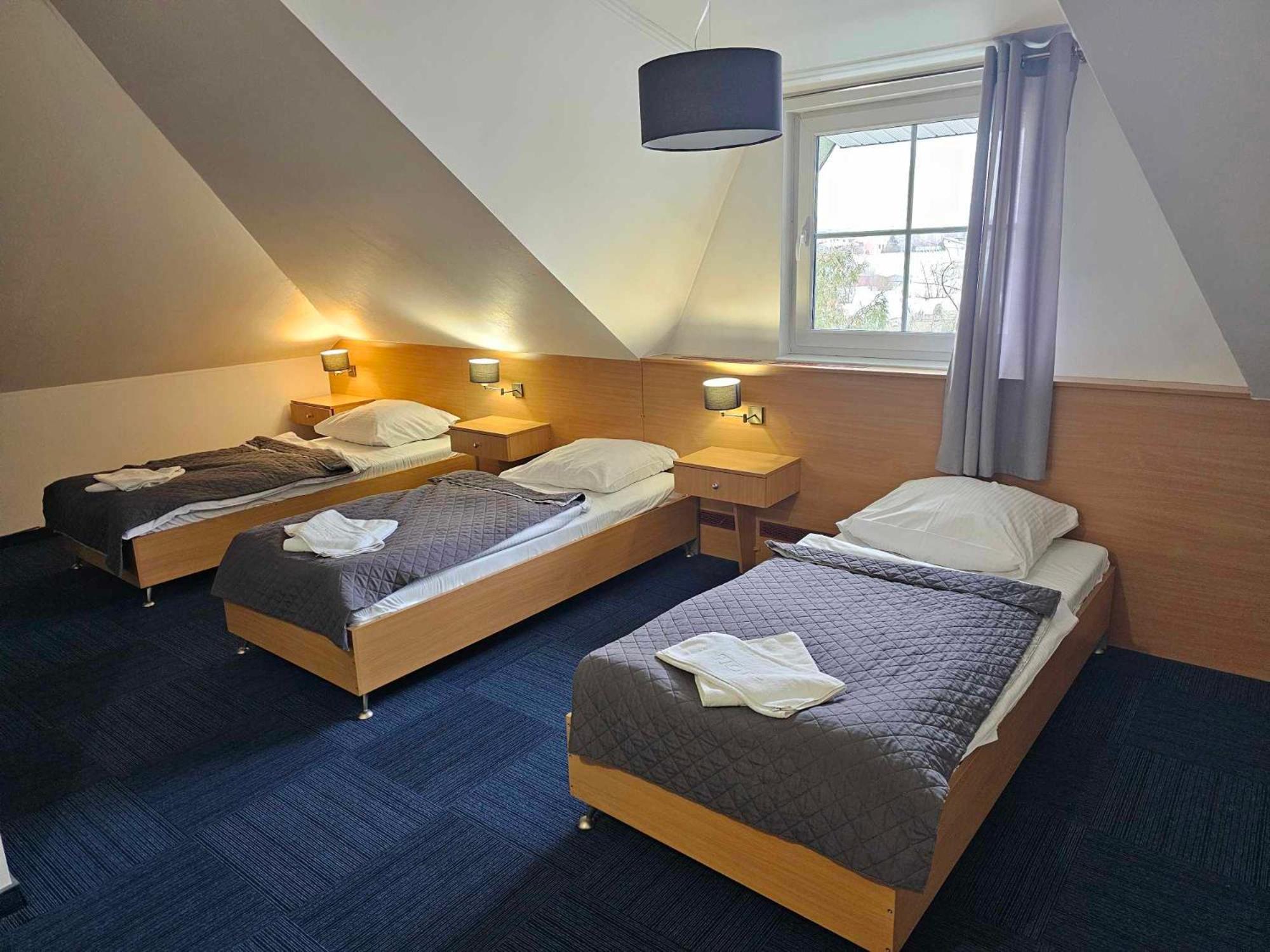 Hotel Agat Piotrków Trybunalski Exterior foto